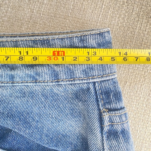 Revolve Jeans Women’s 26 Superdown Split Hem Medium Wash High Rise - Picture 7 of 10